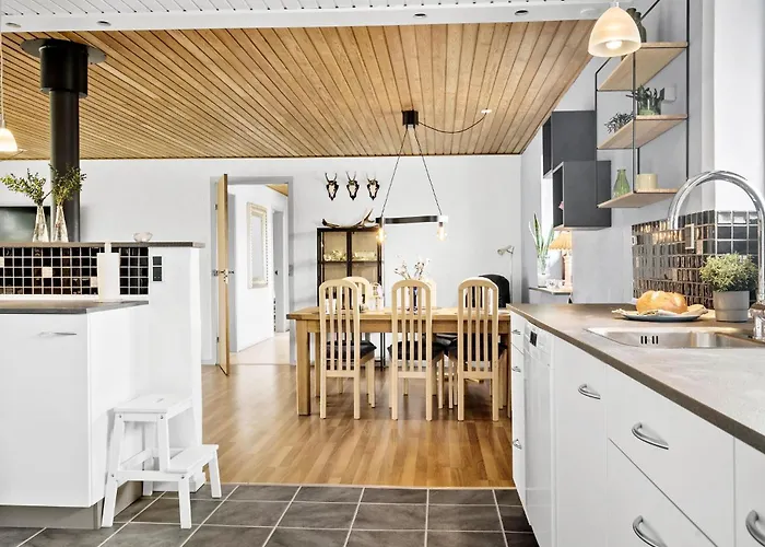 4 Bedroom Gorgeous In